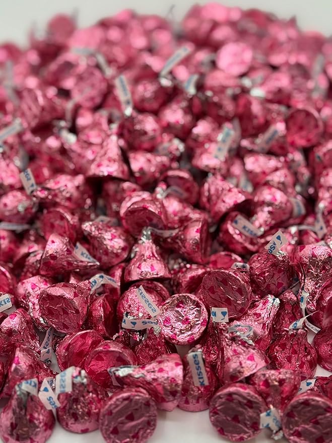 Hrshy's Kissis Chocolate Candy Filled With Strawberry Flavored Creme (Approx. 440 Pieces) | Limited Edition Bulk Candy | Ideal for Parties Events Stocking Stuffers Holidays &amp Any Ocassion (5 P