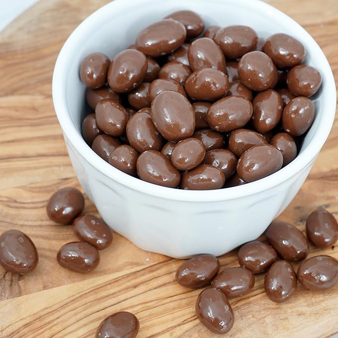 Milk Chocolate Covered Raisins – 2 lb Bag Sweet &amp Chewy Chocolate Candy Bulk Snack for Parties Gifts &amp Snacking