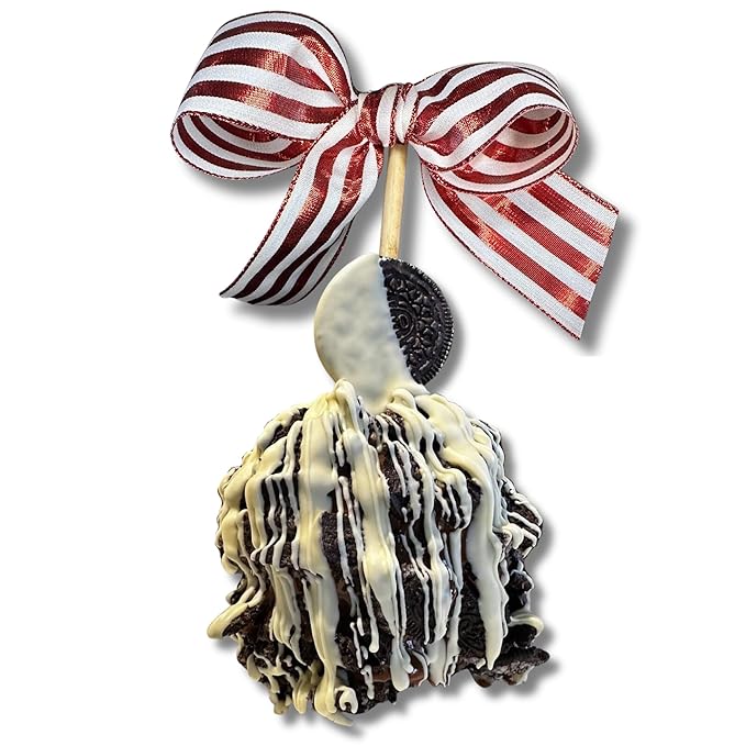 TV's Deli &amp Diner Gourmet Jumbo Caramel Apple | Caramel Cookies &amp Cream &amp White Chocolate | Handmade &amp Freshly Prepared (Cookies &amp Cream White Chocolate)