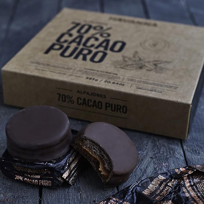 Havanna Extra Dark Chocolate Alfajores – Dulce de Leche Filled Cookies Coated in Double Layers of 70% Pure Dark Chocolate – Authentic Argentinian Treats Box of 4