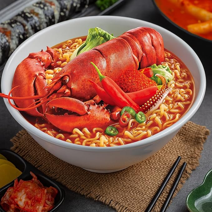 Paldo Fun &amp Yum Sriracha Lobster Instant King Cup Noodles with Soup Sriracha Lobster Seafood Flavor Based Broth Best Oriental Style Original Korean Ramyun 팔도 스리라차 랍스타맛 킹 컵 110g (3.88 oz) x 8 P