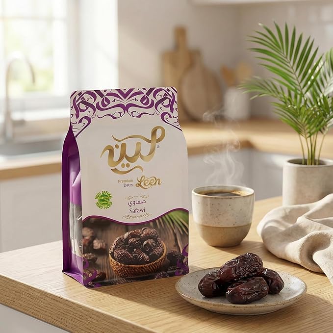 LEEN Safawi Dates Premium 100% Natural &amp Hand-Picked Resealable Zipper Pouch | Soft Naturally Sweet &amp Melt-in-Mouth | Authentic Dates from Al-Madinah Al-Munawarah (400 g)