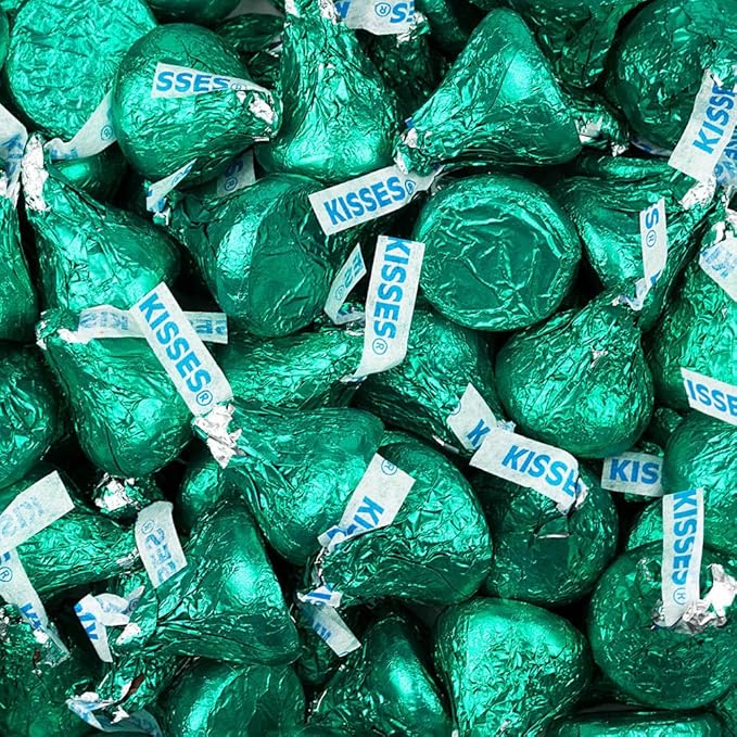 110ct St. Patrick's Day Candy Mix For Party Favors - Assorted Chocolate Miniatures Green Foiled Kisses &amp Gold Foiled Mini Peanut Butter Cups (1.62lb Bag)