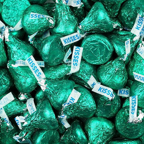 255 Pcs Green Graduation Candy Class of 2026 Stickered Chocolate Kisses (2.5lb Bag)