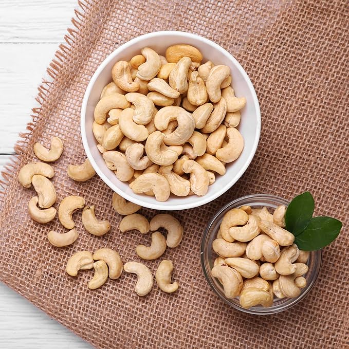 Yupik Organic Dry Roasted Cashews 2.2 lb (35.2 oz) Kosher Gluten-Free Non-GMO Vegan Crunchy Nuts Unsalted Lightly Roasted Oil-Free Source of Protein &amp Iron Nutritious Healthy Snacks