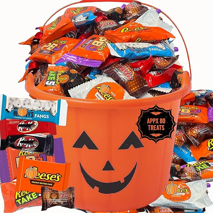 Halloween Chocolate Candy Filled Pumpkin Bucket Candy Pre-filled Large Pumpkin Bucket Appr 80 Candie Treats Spooky Party Favor Bulk Candy Gift Kids Trick or Treat Bars Peanut Butter Cups Fangs