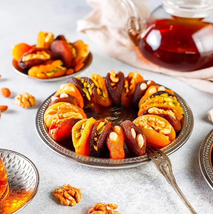 Yupik Sweet &amp Tangy Dried Apricots 2.2 lb (35.3 Oz) Sun-Dried Whole Fruits Naturally Sweet &amp Plump No Added Sugar or Oil Source of Fiber &amp Iron Tender &amp Chewy Snack for Baking Co