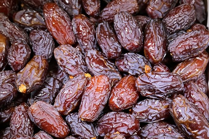 Doc's Dates Organic Medjool Dates (5 pounds) USDA Organic Hand Picked and Hand Packed Family Owned and Operated