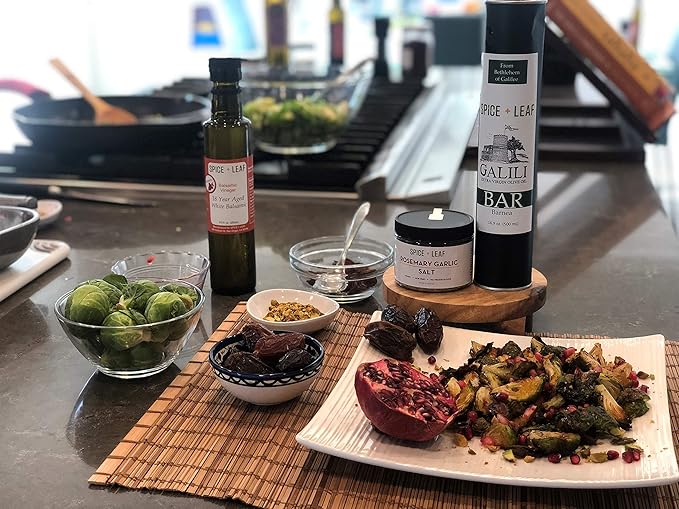 Premium Extra Virgin Barnea Olive Oil by Spice + Leaf - Kosher Mediterranean Full Body Oil for Dipping Drizzling Marinades and Dressings| All Natural | 16.9 fl. oz.