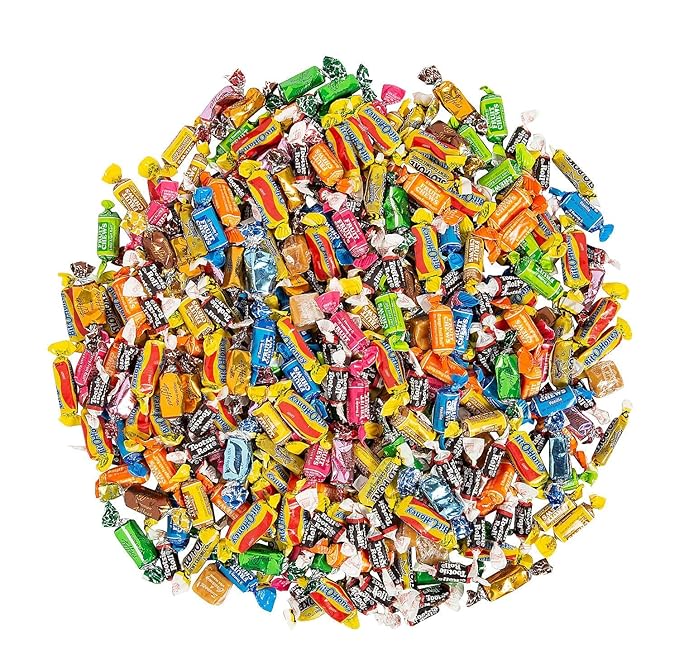 Fun Express Chewy Candy Variety Pack Fun Size 4 lbs - Bulk Individually Wrapped Assorted Mix for Halloween Pinata Party Favors Classroom &amp Office | 275 Pieces Mixed Candy Assortment