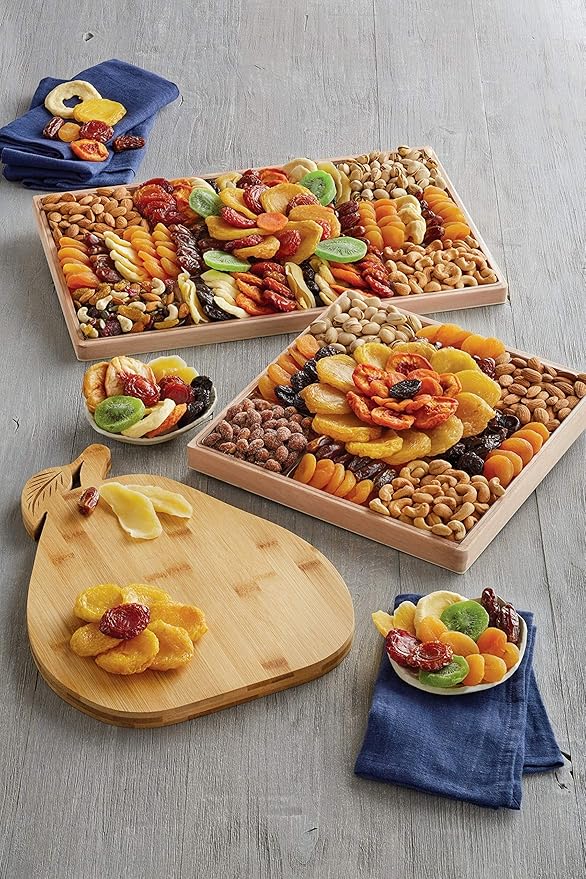 Harry &amp David Entertainer's Assorted Dried Fruit Nut Tray Includes Peaches Plums Mangoes Pears Kiwis Apricots Dates Prunes. Pistachios Almonds Cashews Pumpkins Seeds Raisins