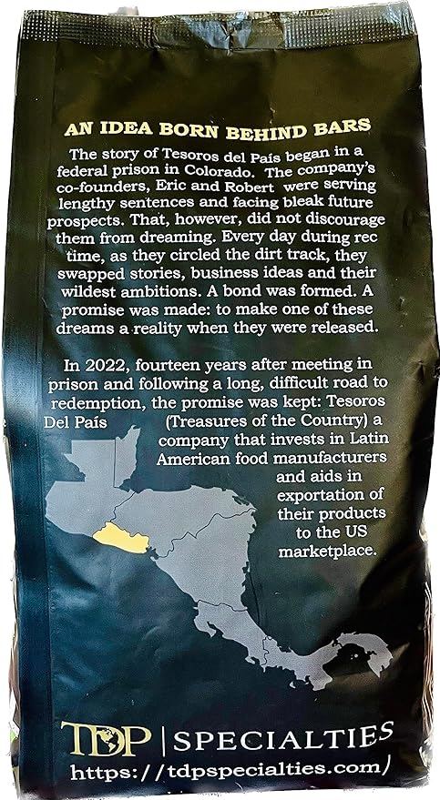 Tesoros Del Pais El Salvador Fresh Light Roast Whole Bean Coffee. 1 Kilogram (35 Ounce) Bag. High Altitude Single Origin Specialty Coffee. Benefits Real Talk Youth Impact Program