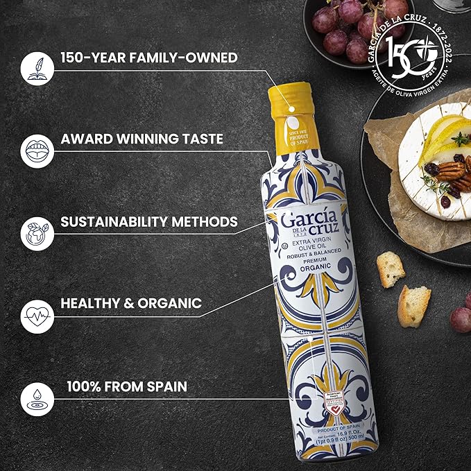 GARCÍA DE LA CRUZ - Organic Extra Virgin Olive Oil Master Miller Premium Oil Almond and Tomato Tones Smooth Body Sourced in Spain Montes de Toledo Glass Bottle - 500 ml