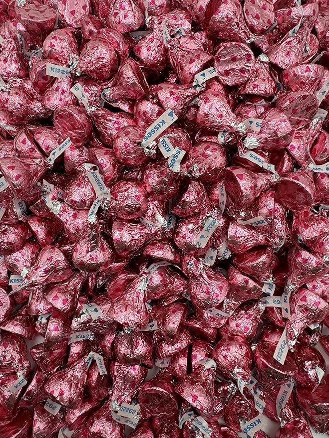 Hrshy's Kissis Chocolate Candy Filled With Strawberry Flavored Creme (Approx. 440 Pieces) | Limited Edition Bulk Candy | Ideal for Parties Events Stocking Stuffers Holidays &amp Any Ocassion (5 P