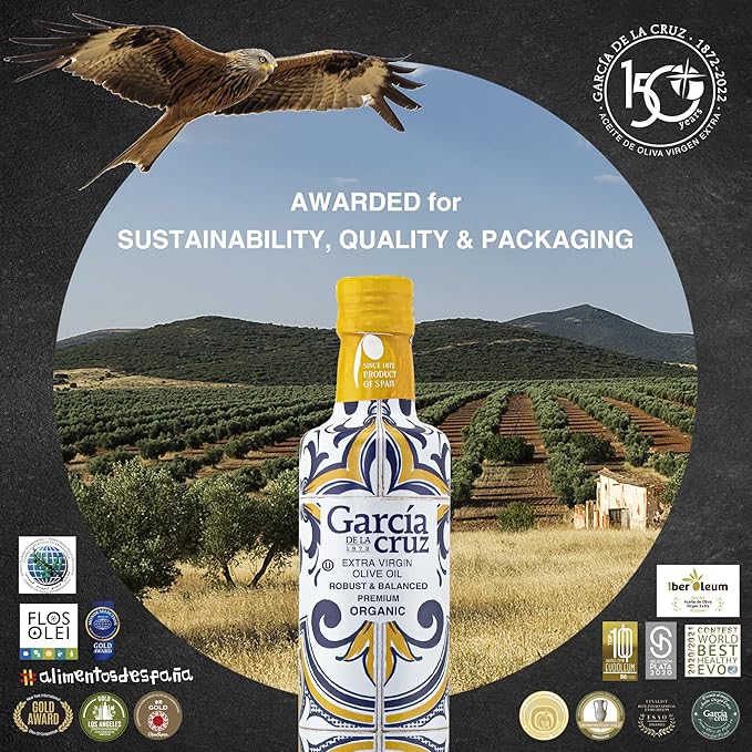 GARCÍA DE LA CRUZ - Organic Extra Virgin Olive Oil Master Miller Premium Oil Almond and Tomato Tones Smooth Body Sourced in Spain Montes de Toledo Glass Bottle - 500 ml