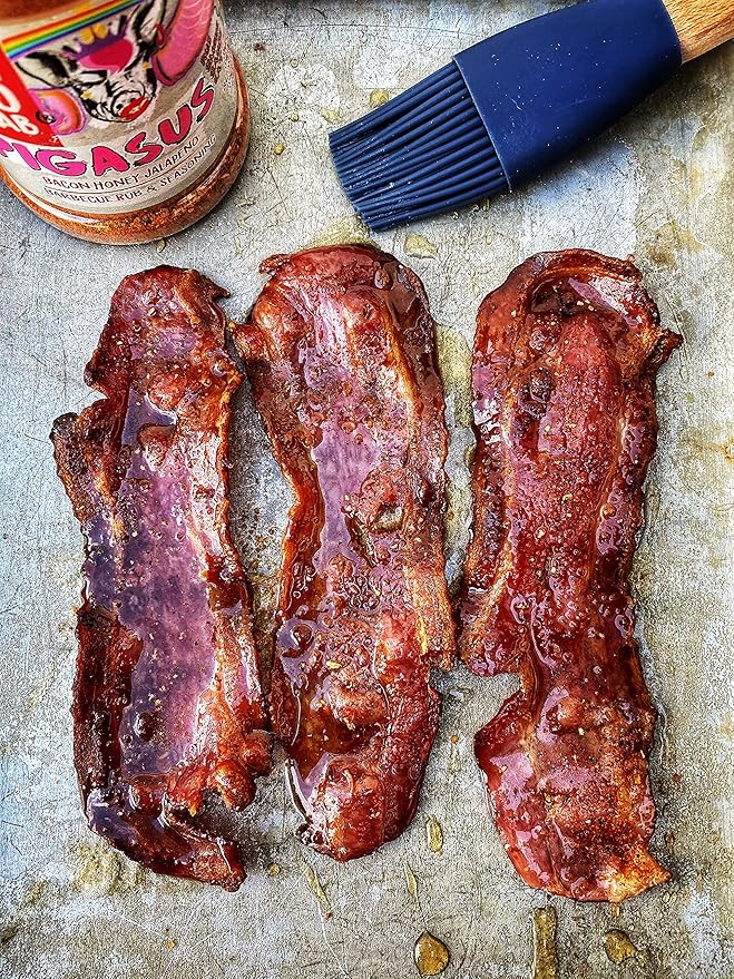 Angus &amp Oink Gift Set | Best of BBQ Gift Box | BBQ Rubs | 1 x Sweet Bones &amp Butts 220G | 1 x Dirty Cow Seasoning | 1 x Pigasus | 1 x Porky White Chick 220G